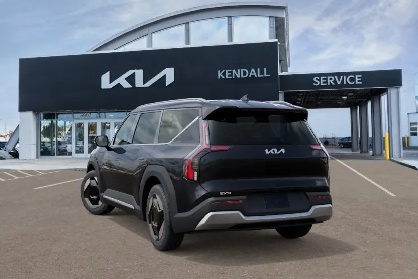 2026 Kia EV9 Wind photo 1