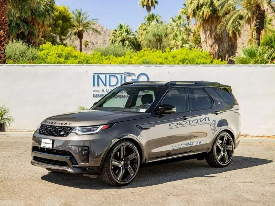 2024 Land Rover Discovery SE photo 1