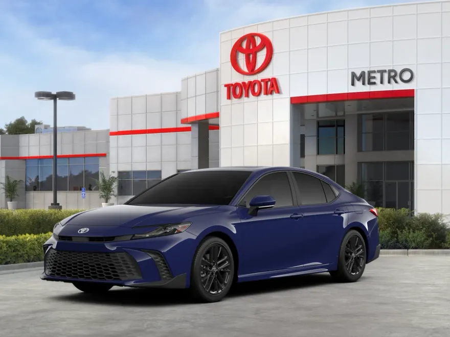 2026 Toyota Camry SE photo 1
