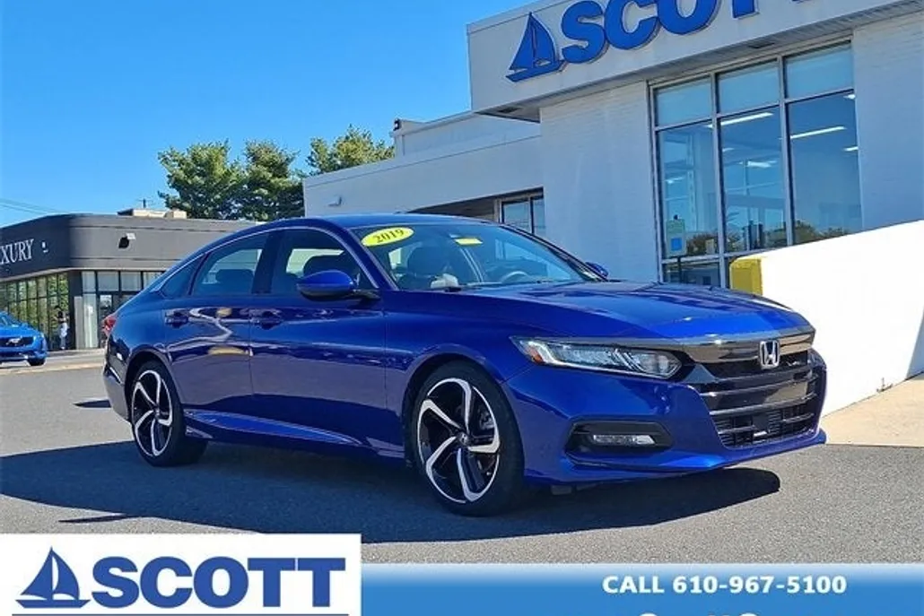 2019 Honda Accord Sport 1.5T photo 1