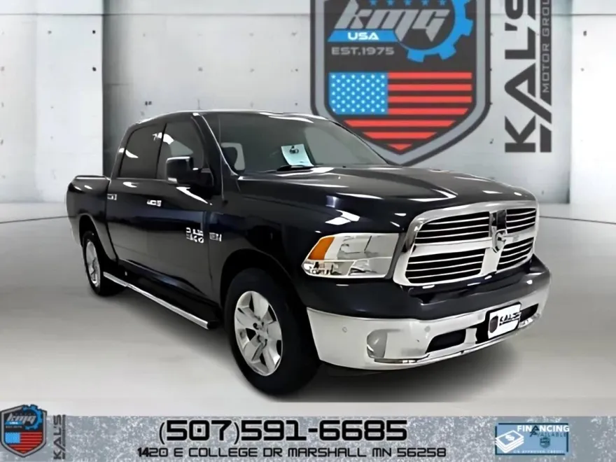 2017 Ram 1500 SLT photo 1