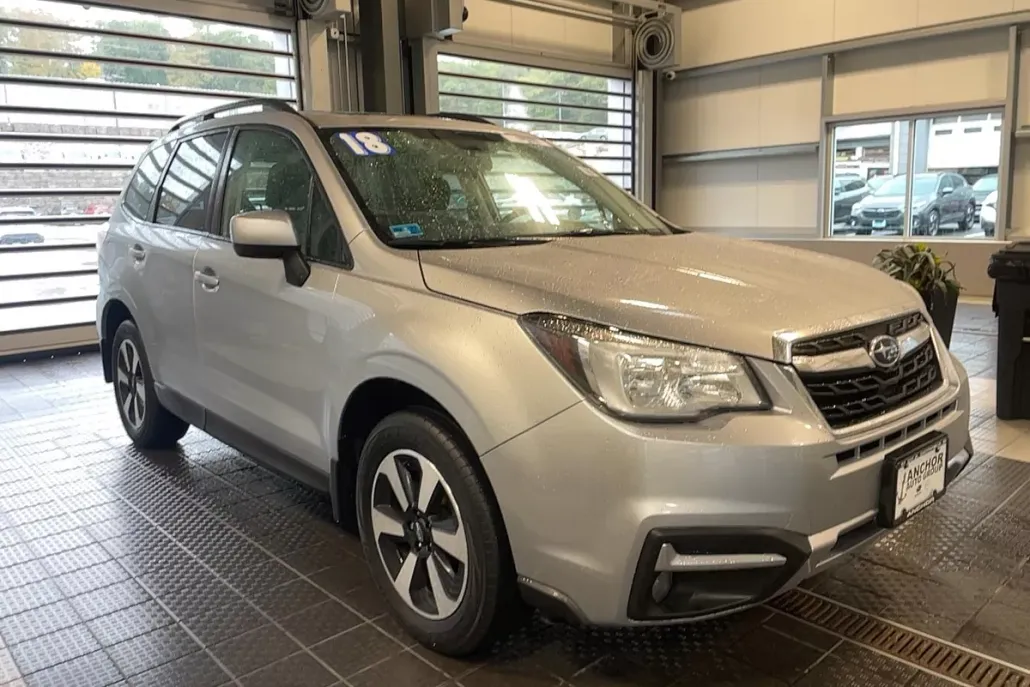 2018 Subaru Forester Premium photo 1