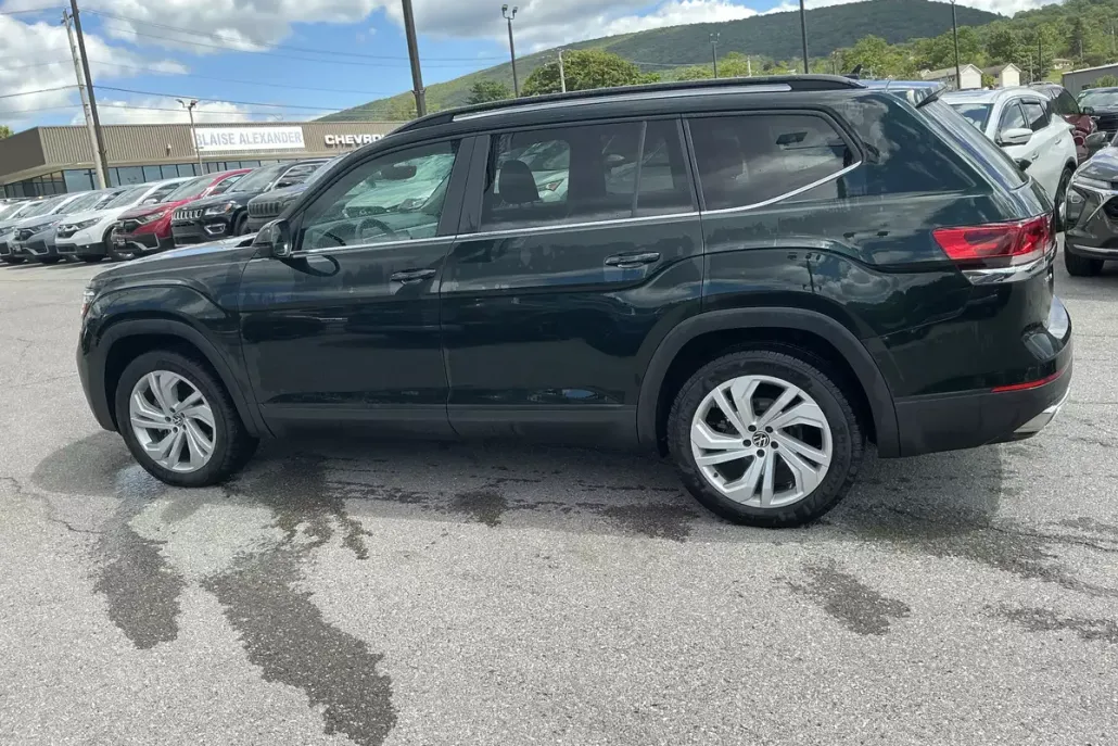 2021 Volkswagen Atlas V6 SE Technology photo 1