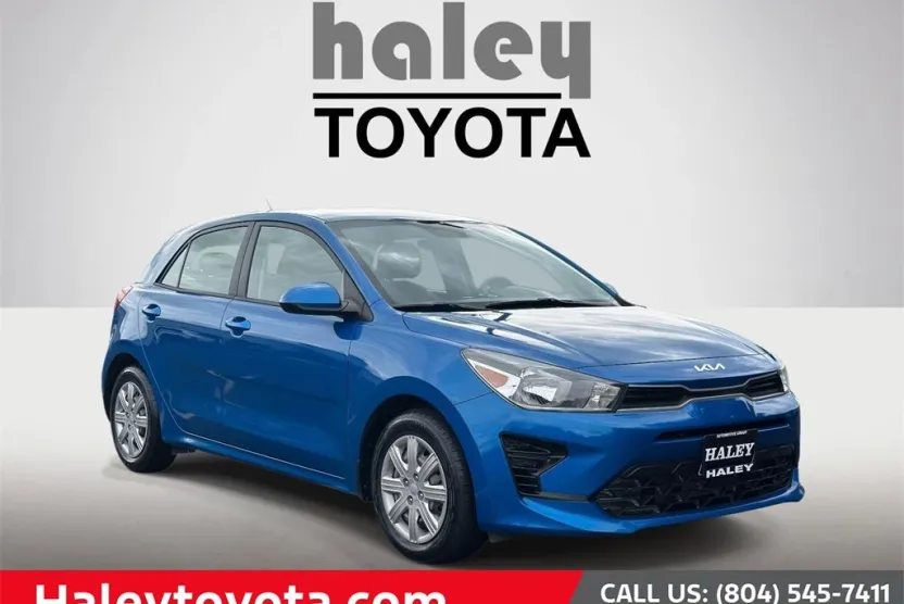 2023 Kia Rio S photo 1