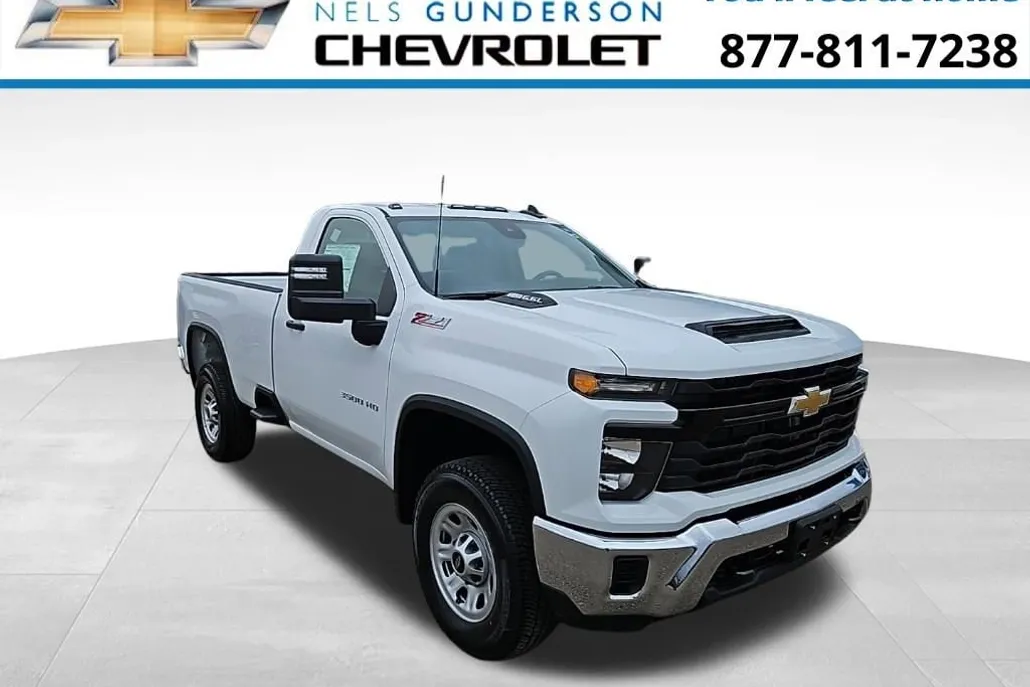 2025 Chevrolet Silverado 3500HD photo 1