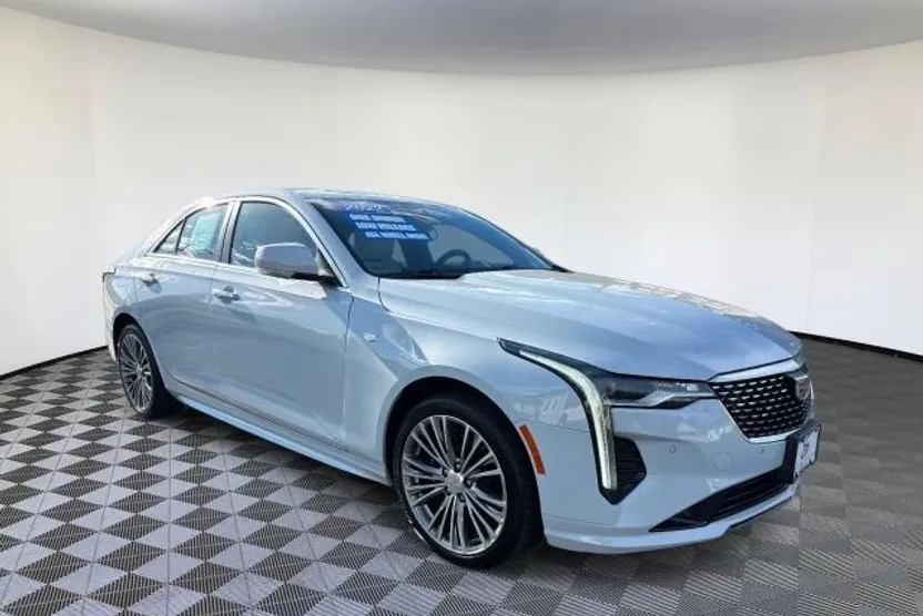 2022 Cadillac CT4 Premium Luxury photo 1