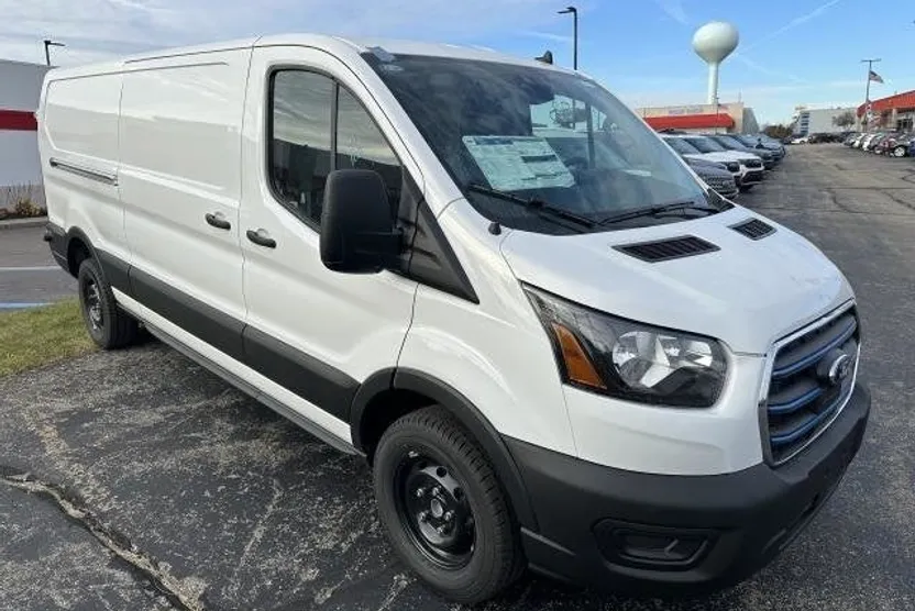 2023 Ford Transit photo 1