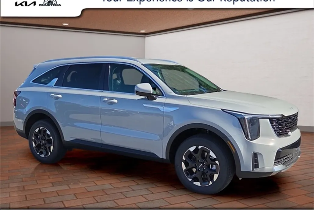 2026 Kia Sorento S photo 1