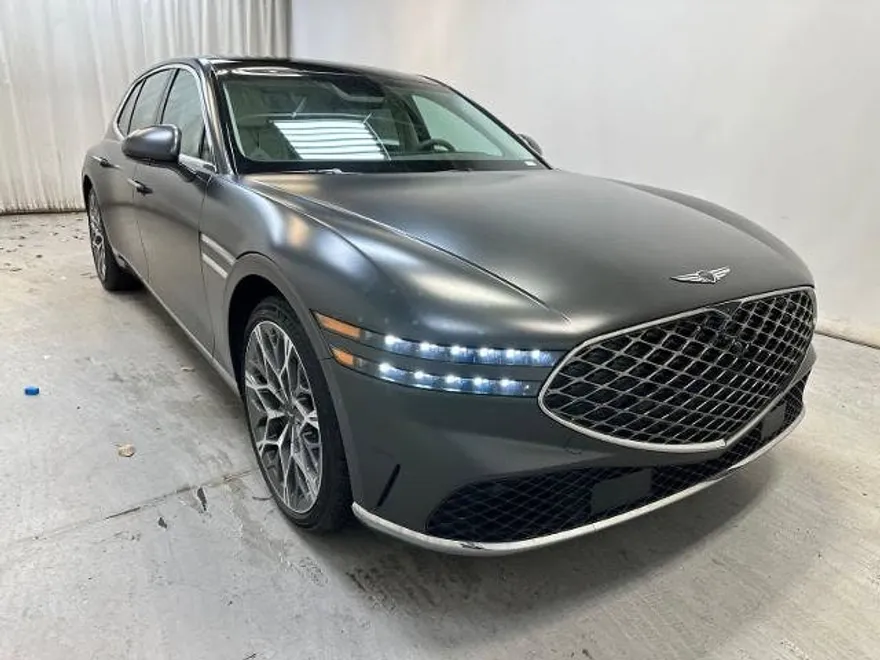 2024 Genesis G90 3.5T E-Supercharger photo 1