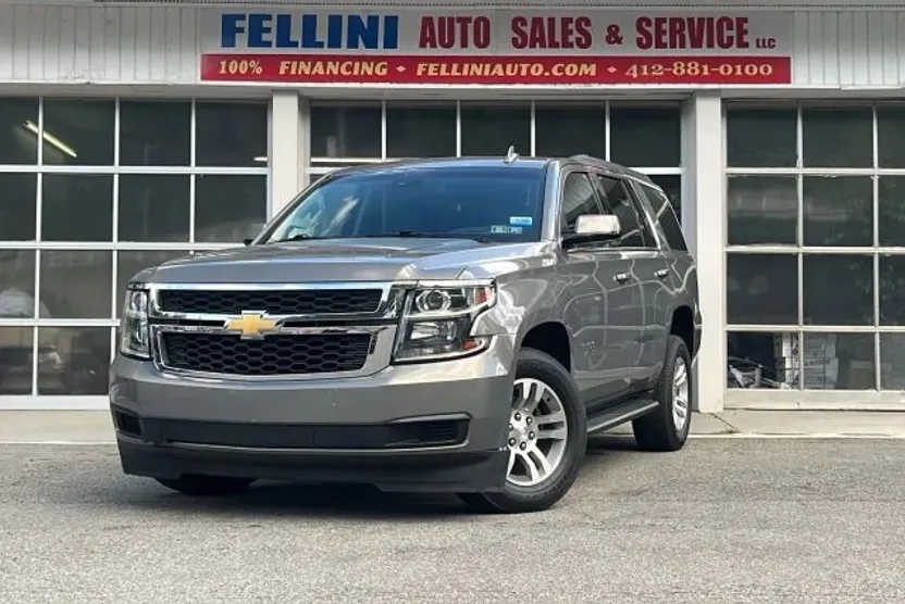 2018 Chevrolet Tahoe LT photo 1