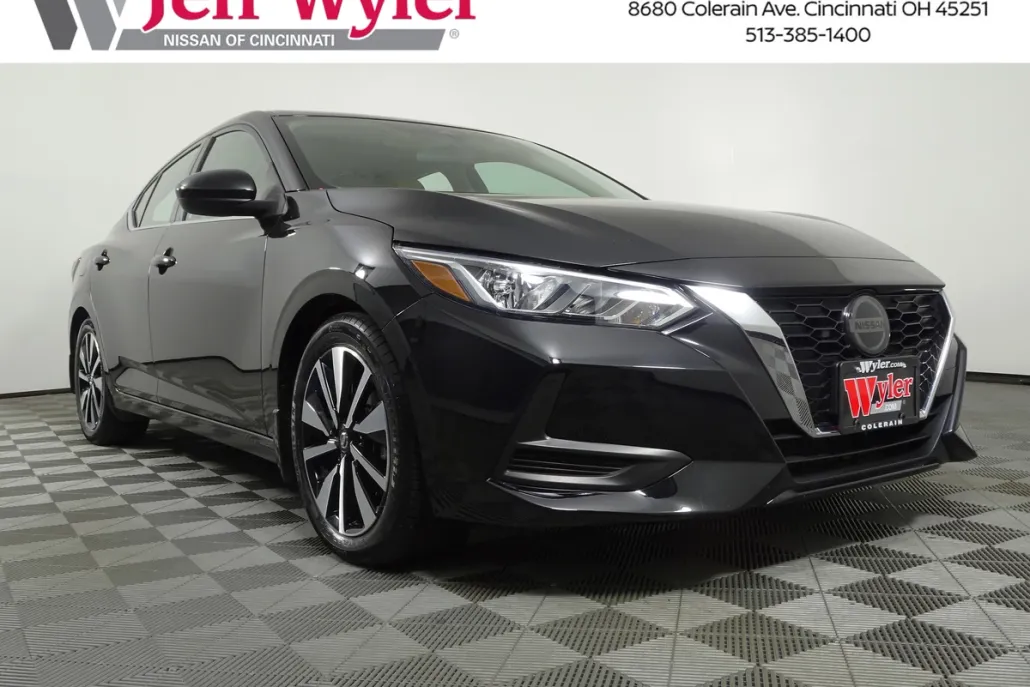 2023 Nissan Sentra SV Premium photo 1