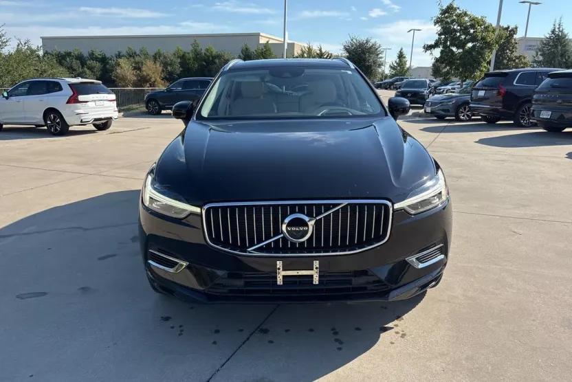 2021 Volvo XC60 Recharge Hybrid T8 Inscription Expression photo 1