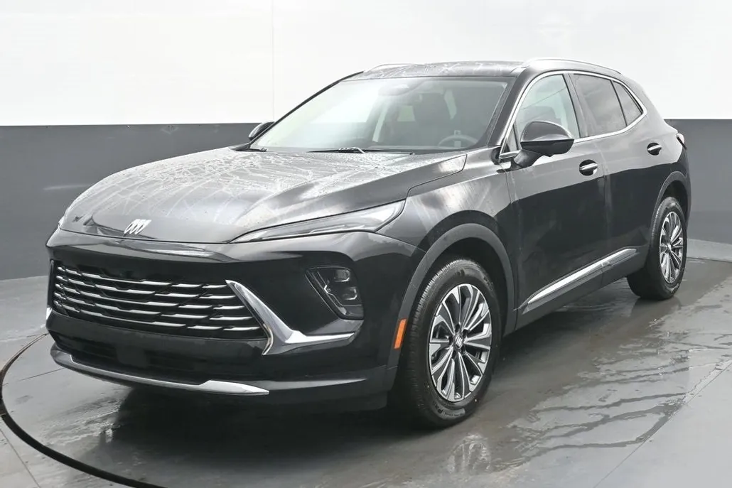 2025 Buick Envision Preferred photo 1