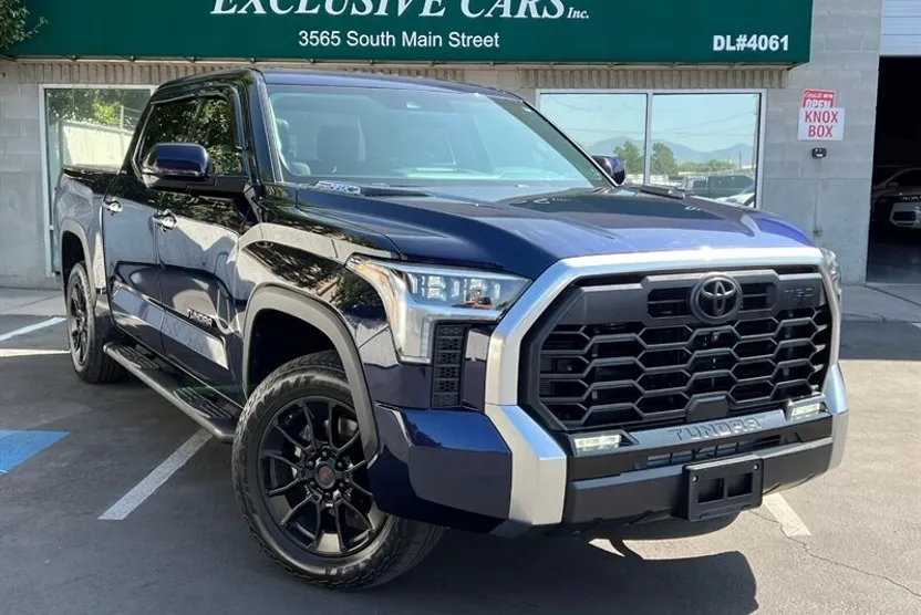 2022 Toyota Tundra Limited photo 1