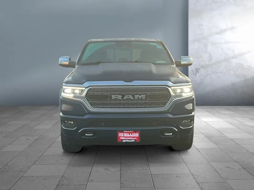 2022 Ram 1500 Limited photo 1