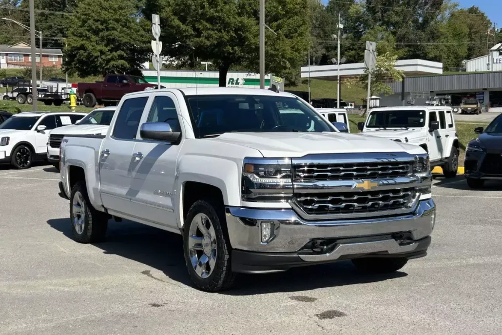 2017 Chevrolet Silverado 1500 LTZ photo 1