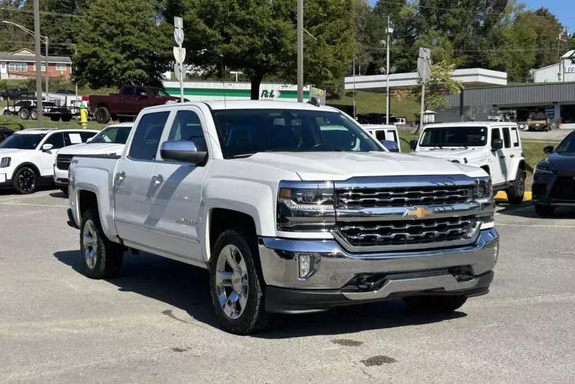 2017 Chevrolet Silverado 1500 LTZ photo 1