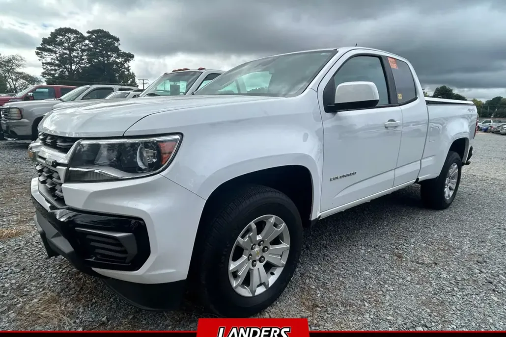 2022 Chevrolet Colorado LT photo 1