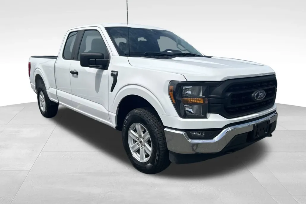 2023 Ford F-150 XL photo 1