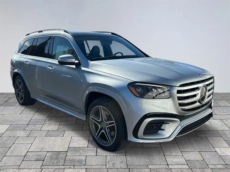 2025 Mercedes Benz GLS 450 4MATIC photo 1