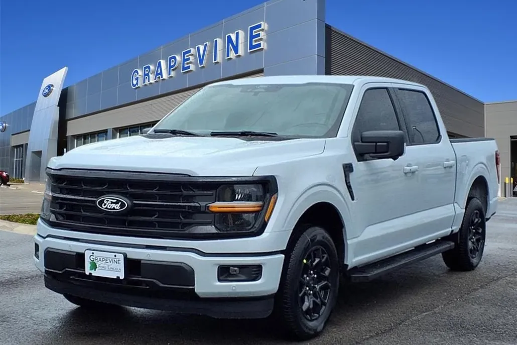 2025 Ford F-150 XLT photo 1