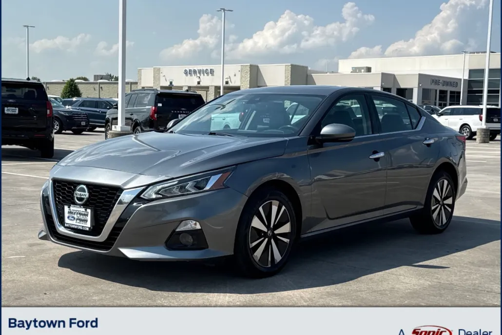2021 Nissan Altima 2.5 SL photo 1