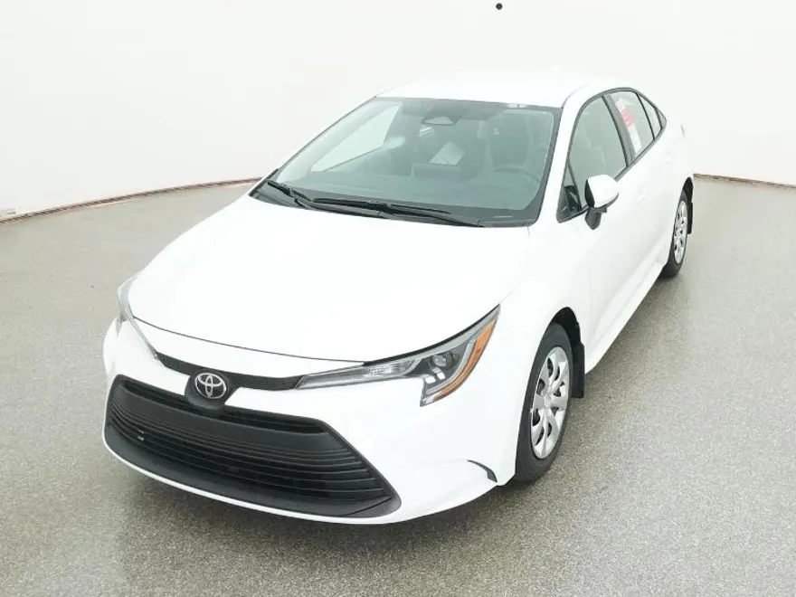 2026 Toyota Corolla LE photo 1