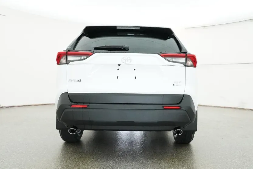 2025 Toyota RAV4 Hybrid XLE photo 1