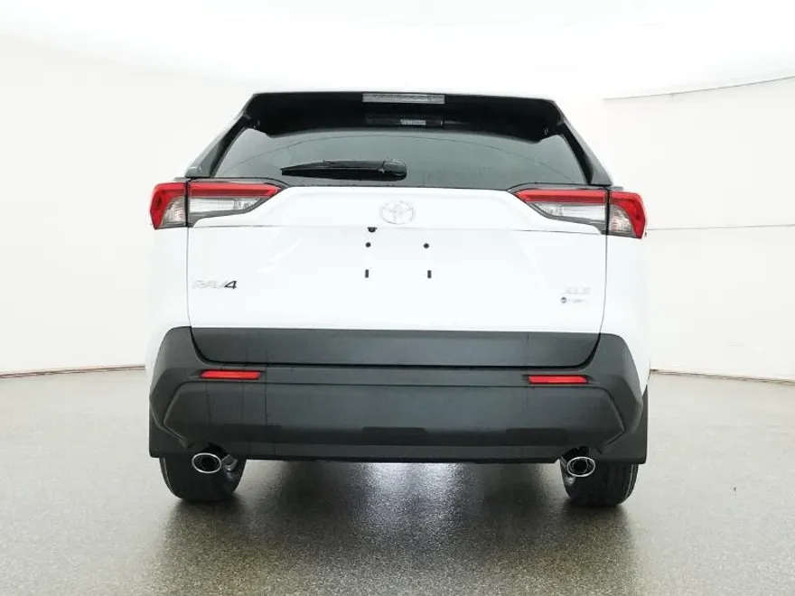 2025 Toyota RAV4 Hybrid XLE photo 1