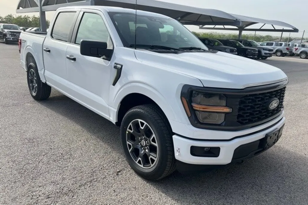 2025 Ford F-150 STX photo 1