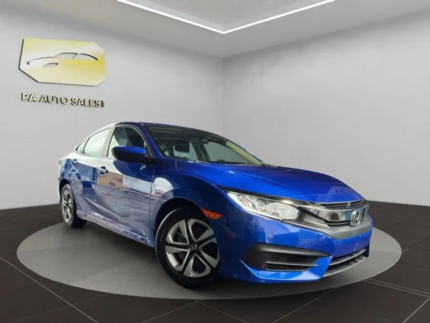2018 Honda Civic LX photo 1