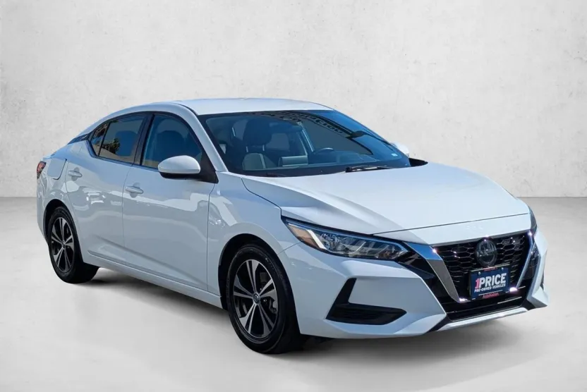 2022 Nissan Sentra SV photo 1