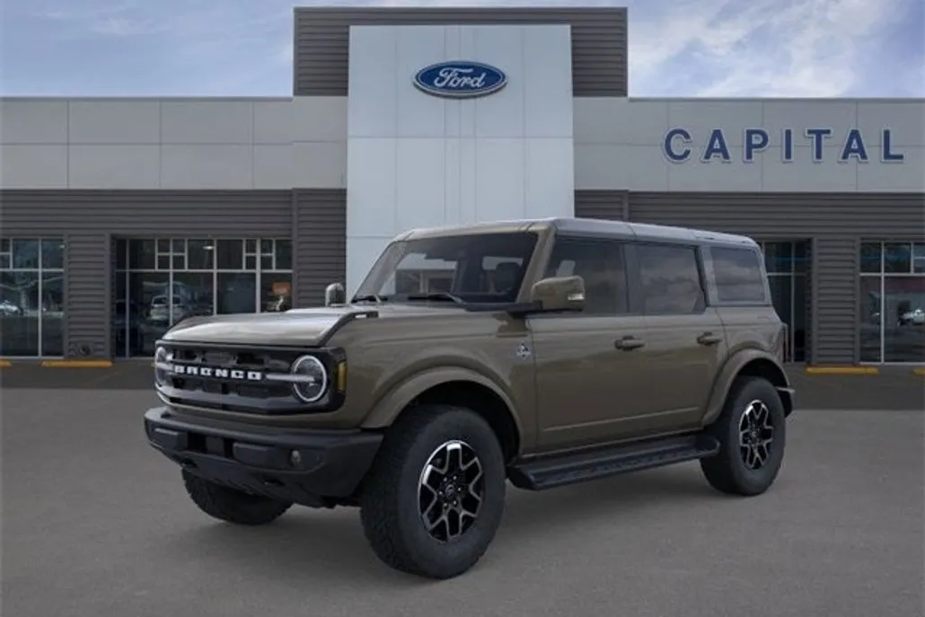 2025 Ford Bronco Outer Banks photo 1