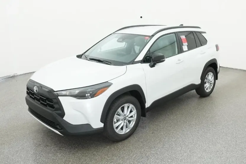 2026 Toyota Corolla Cross LE photo 1