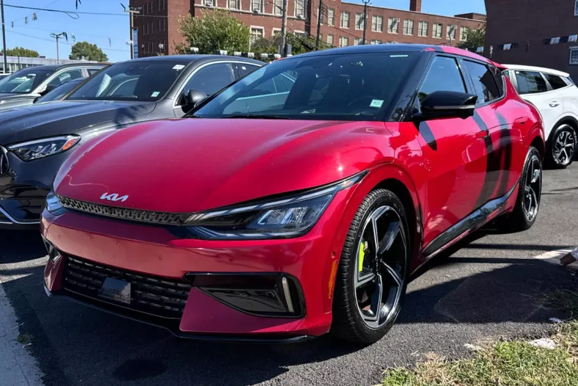 2023 Kia EV6 GT photo 1
