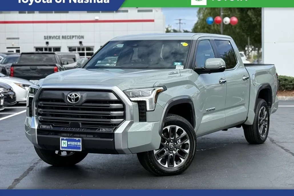 2025 Toyota Tundra Limited photo 1