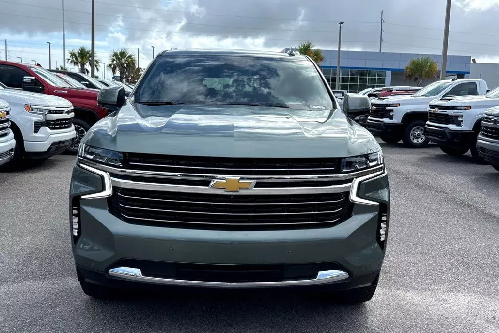 2024 Chevrolet Tahoe LT photo 1