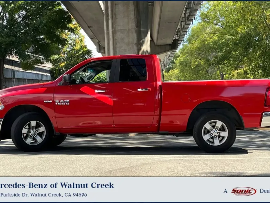 2014 Ram 1500 SLT photo 1