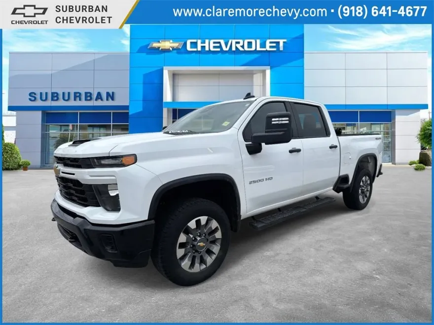 2024 Chevrolet Silverado 2500HD Custom photo 1