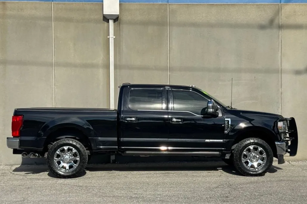 2022 Ford F-350 photo 1