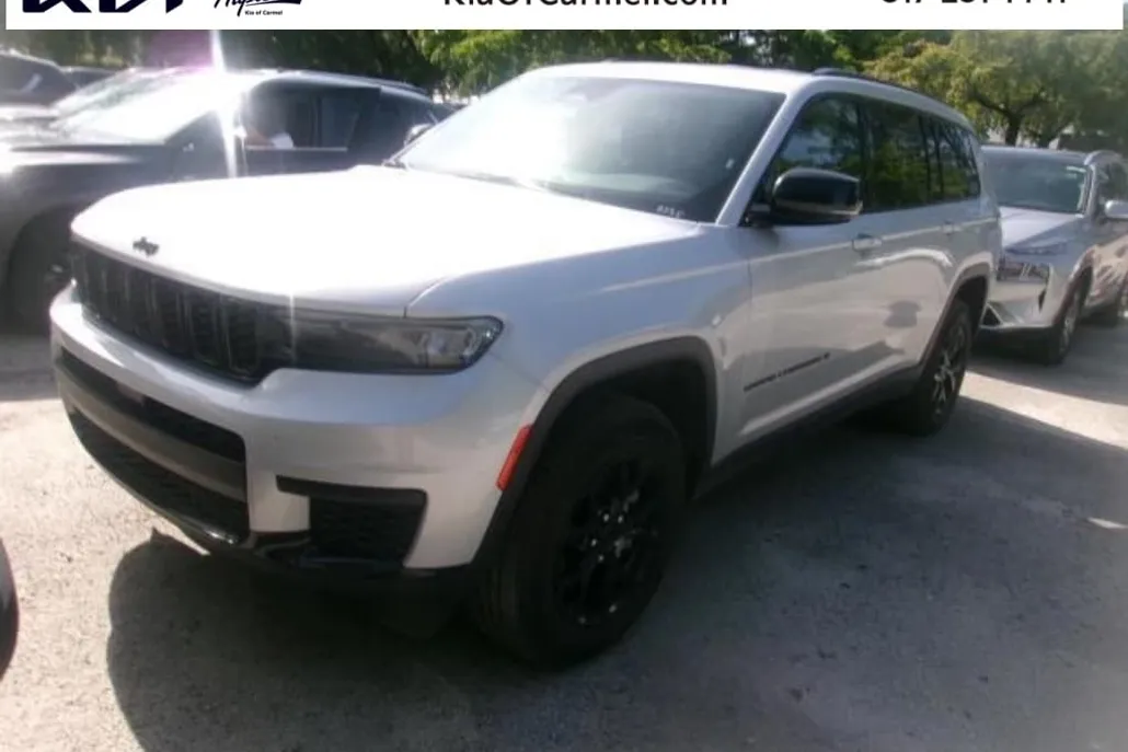 2024 Jeep Grand Cherokee Altitude photo 1