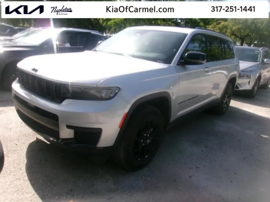 2024 Jeep Grand Cherokee Altitude photo 1