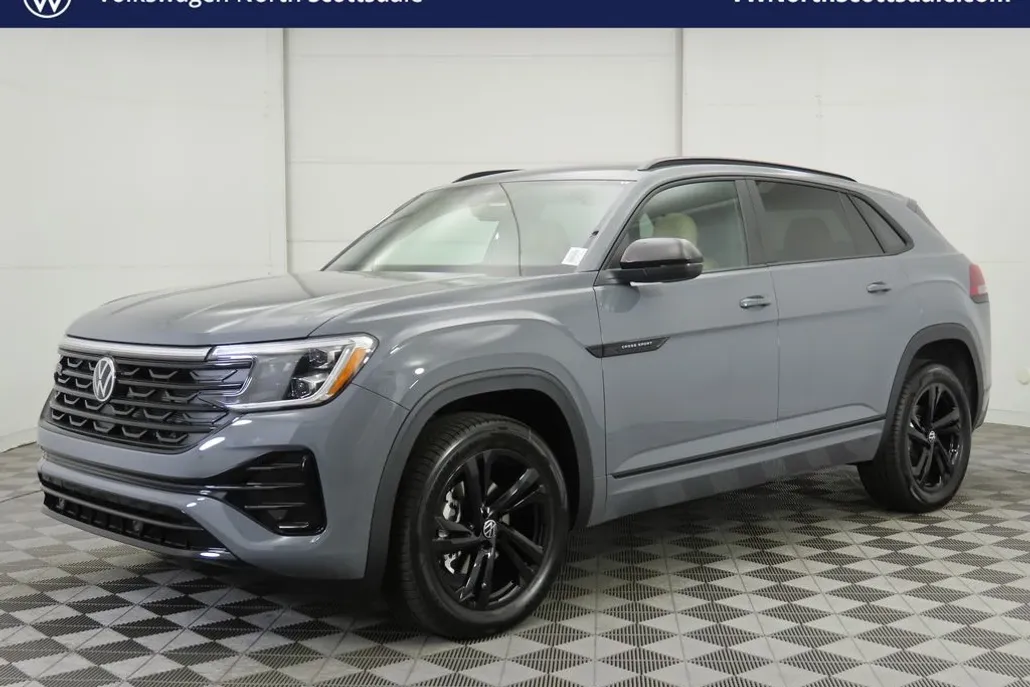 2026 Volkswagen Atlas Cross Sport SEL R-Line photo 1