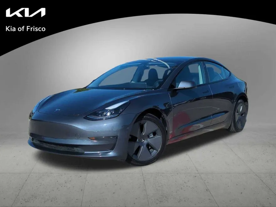2023 Tesla Model 3 photo 1