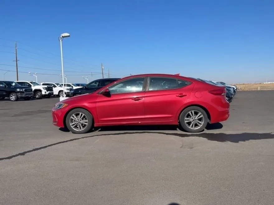 2017 Hyundai Elantra Value Edition photo 1