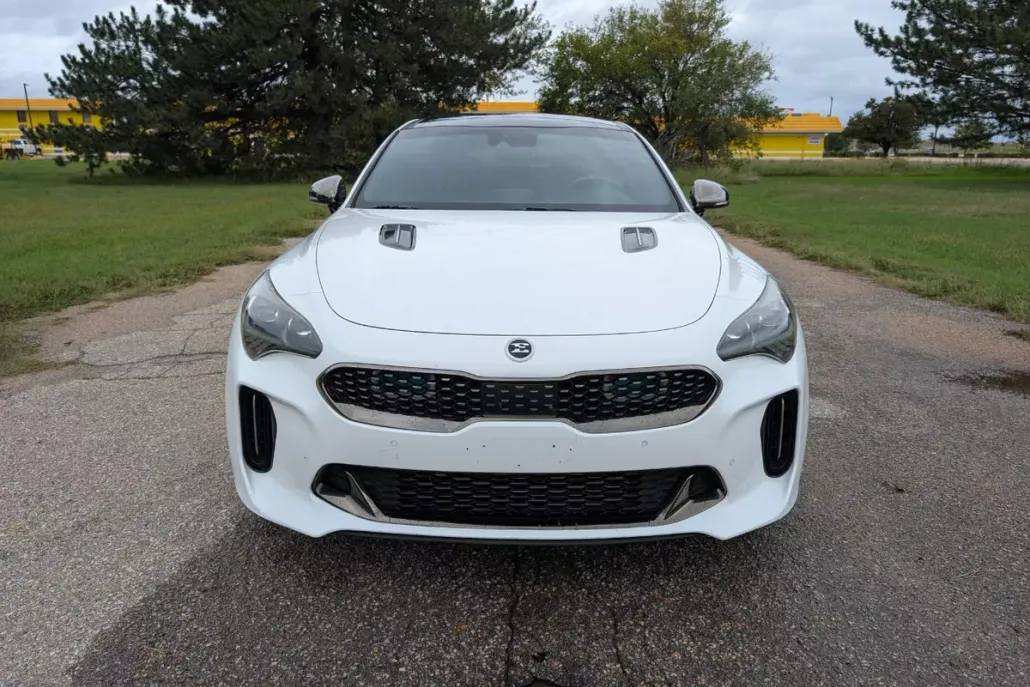 2018 Kia Stinger GT2 photo 1