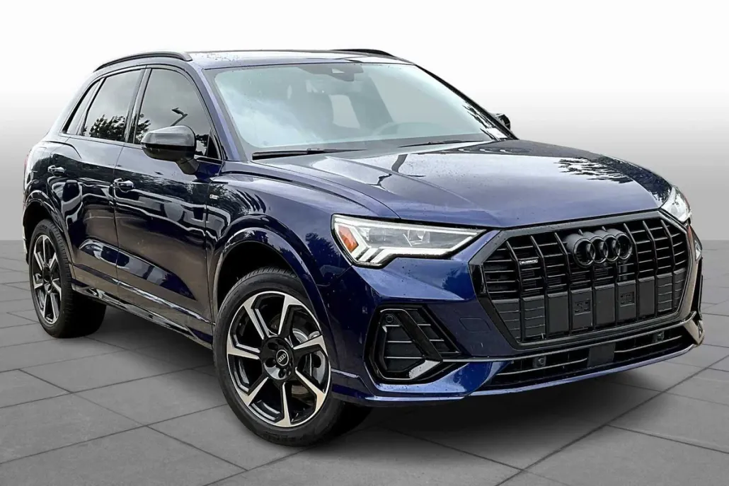2025 Audi Q3 S line Premium Plus photo 1