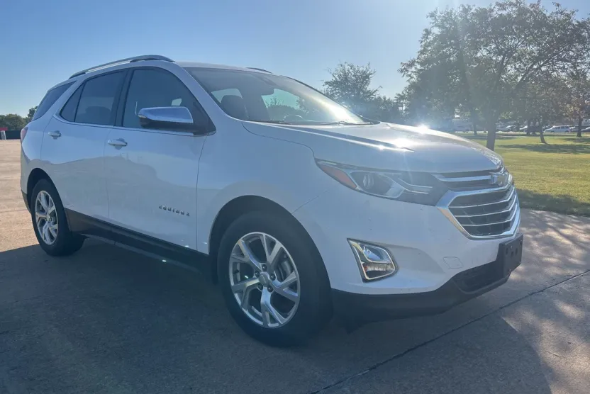 2018 Chevrolet Equinox Premier photo 1