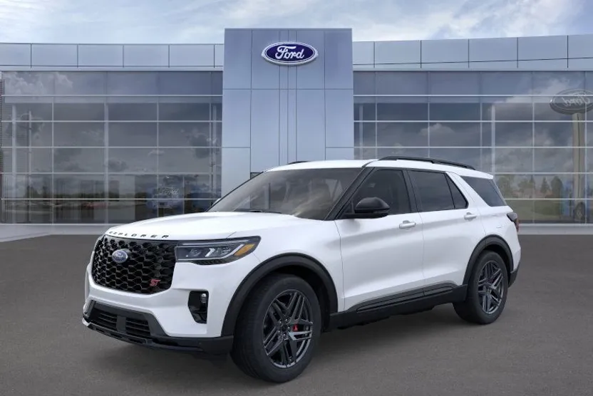 2025 Ford Explorer ST photo 1