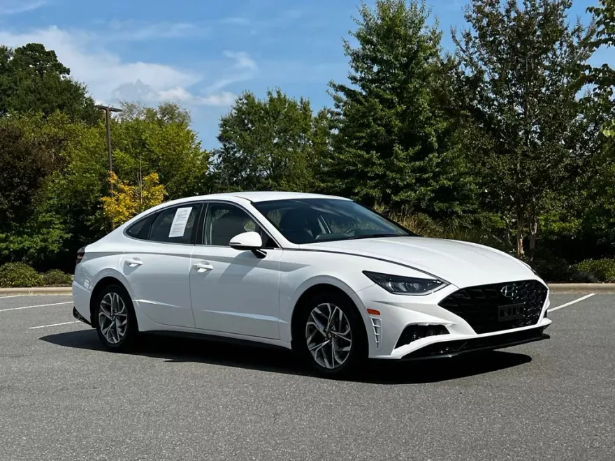2021 Hyundai Sonata SEL photo 1